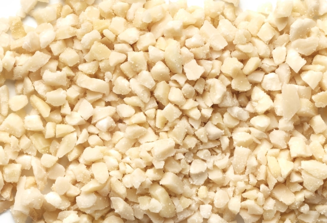 Almendra cruda troceada "granillo"