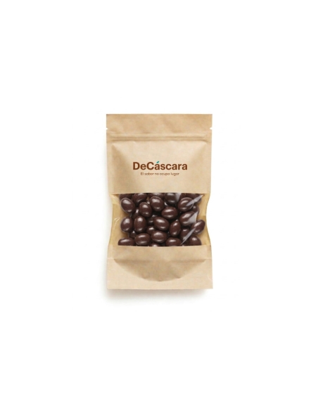 Almendra con chocolate negro